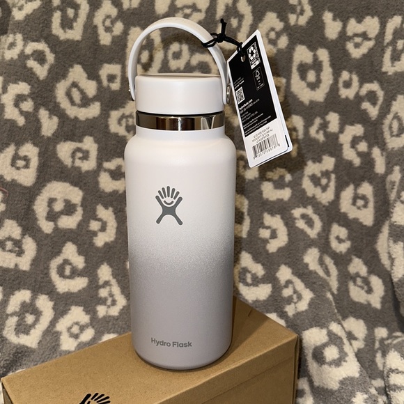New Hydro Flask 32oz Wide Flex Cap Limited Edition Moonlight 😍 - Picture 3 of 16